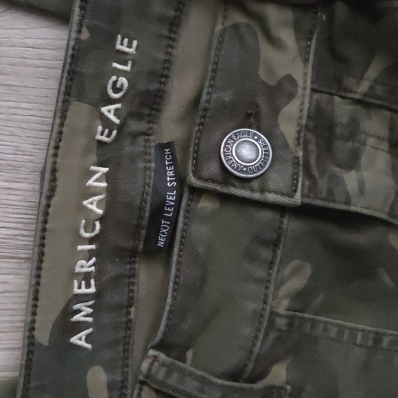 American Eagle Outfitters Camouflage Hi-Rise Jegging - Picture 9 of 10